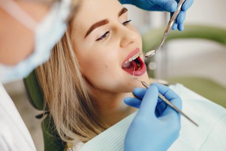 Clínica Dental Sevilla | Periodoncia y cirugía